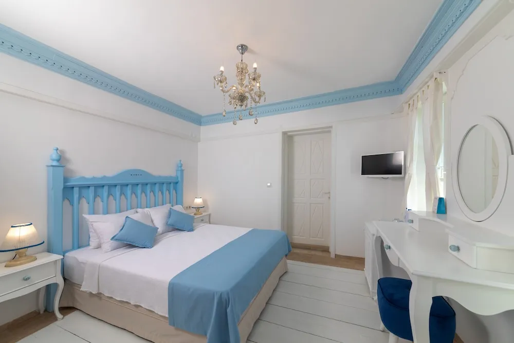 Standard Tek Büyük Yataklı Oda, 1 Çift Kişilik Yatak, Balkon, Şehir Manzaralı