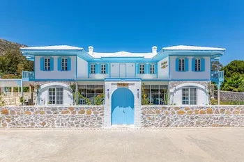 Louise'in Konağı