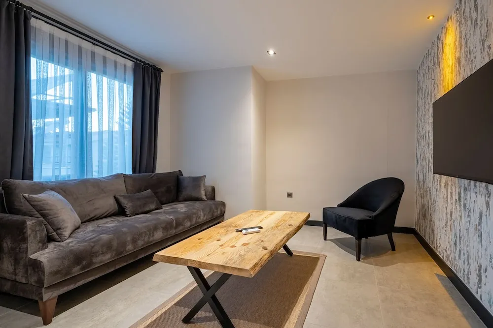 Standard Suite (No Balcony) room