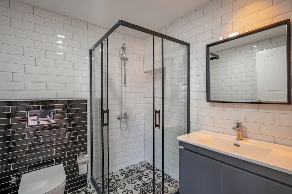 Exclusive Suite Room (with jacuzzi).