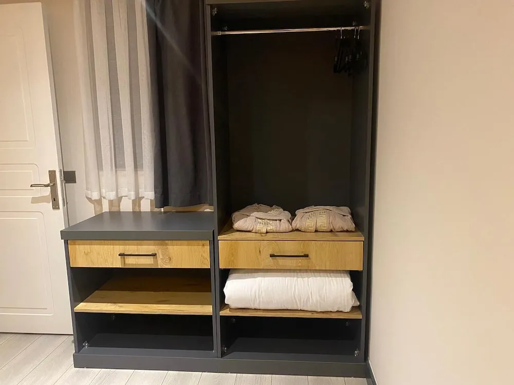 Exclusive Suite Room (with jacuzzi).