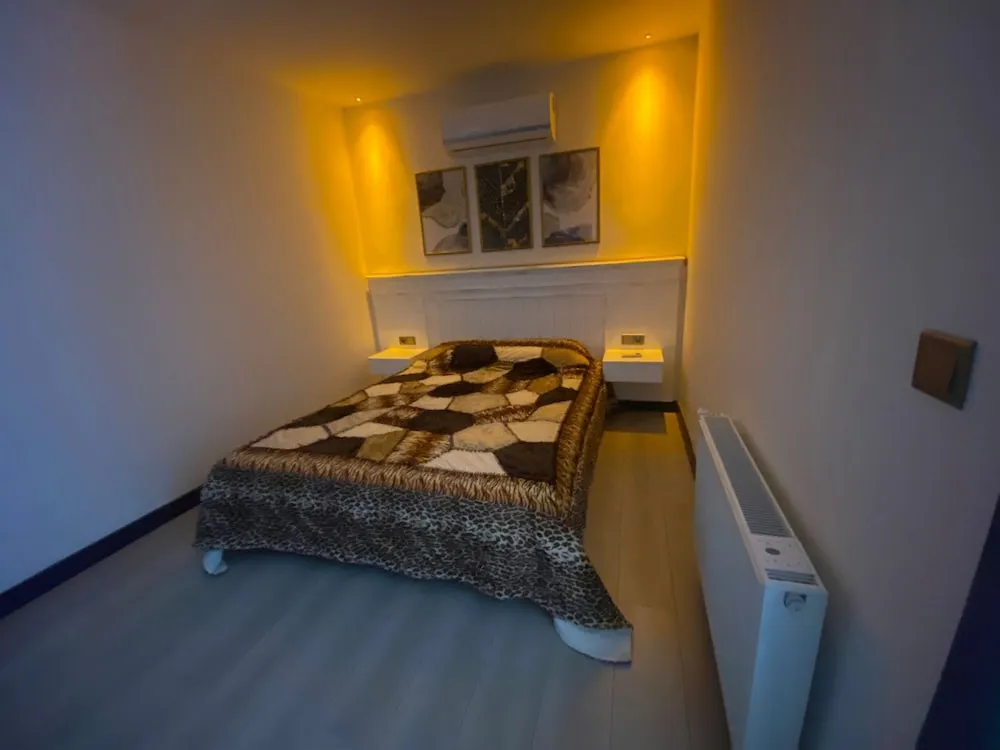 Exclusive Suite Room (with jacuzzi).