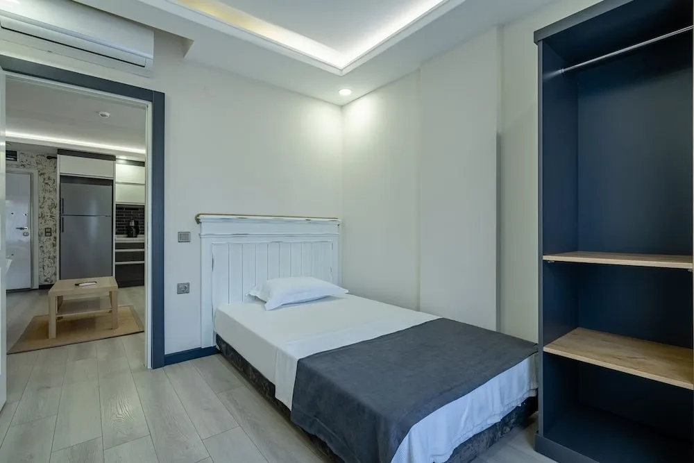 Family Suite (with Balcony)
