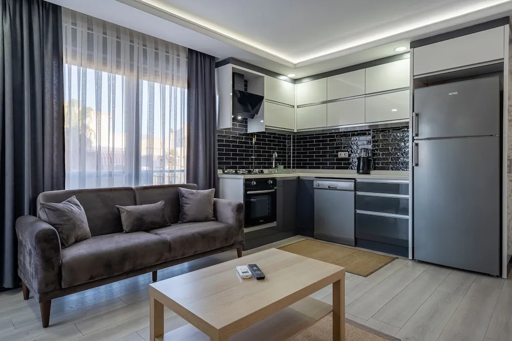 Family Suite (with Balcony)