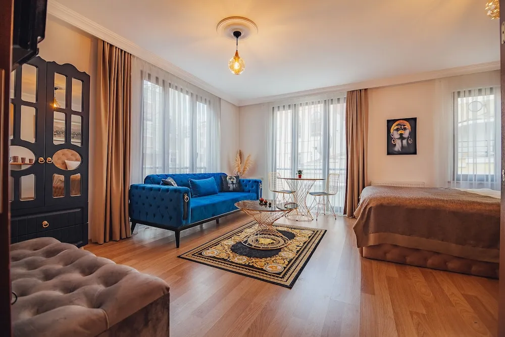 Deluxe Tek Büyük Yataklı Oda