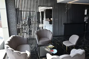 HMZ Luxury Hotel