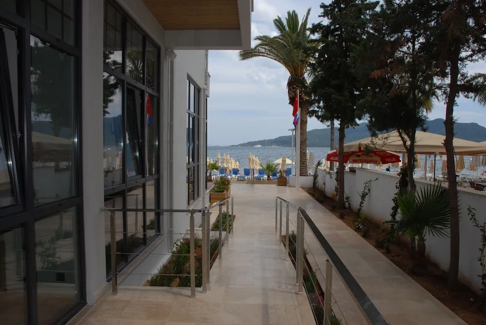 Standard Oda, Kısmi Deniz Manzaralı
