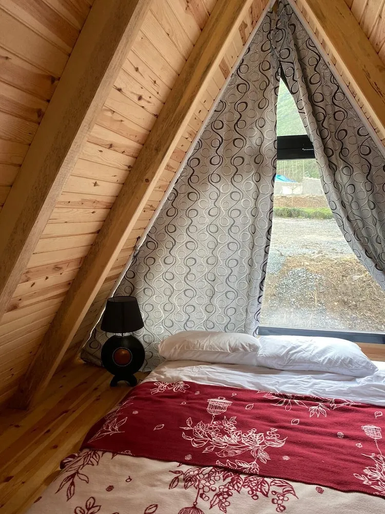 Bungalov, Sigara İçilebilir, Nehir Manzaralı