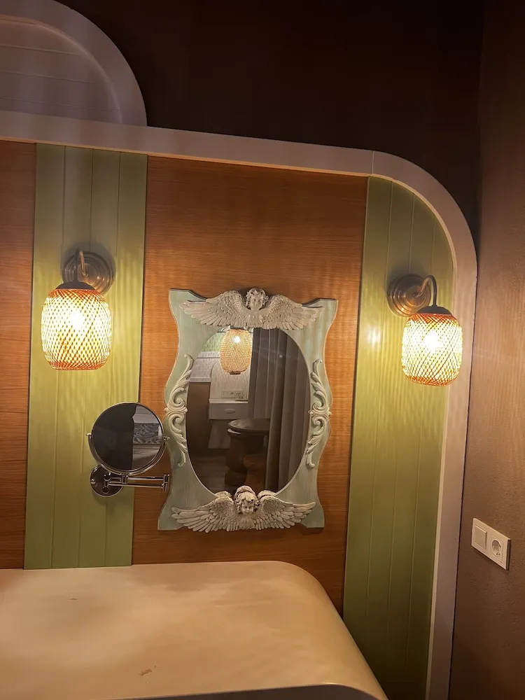 Deluxe Tek Büyük veya İki Ayrı Yataklı Oda