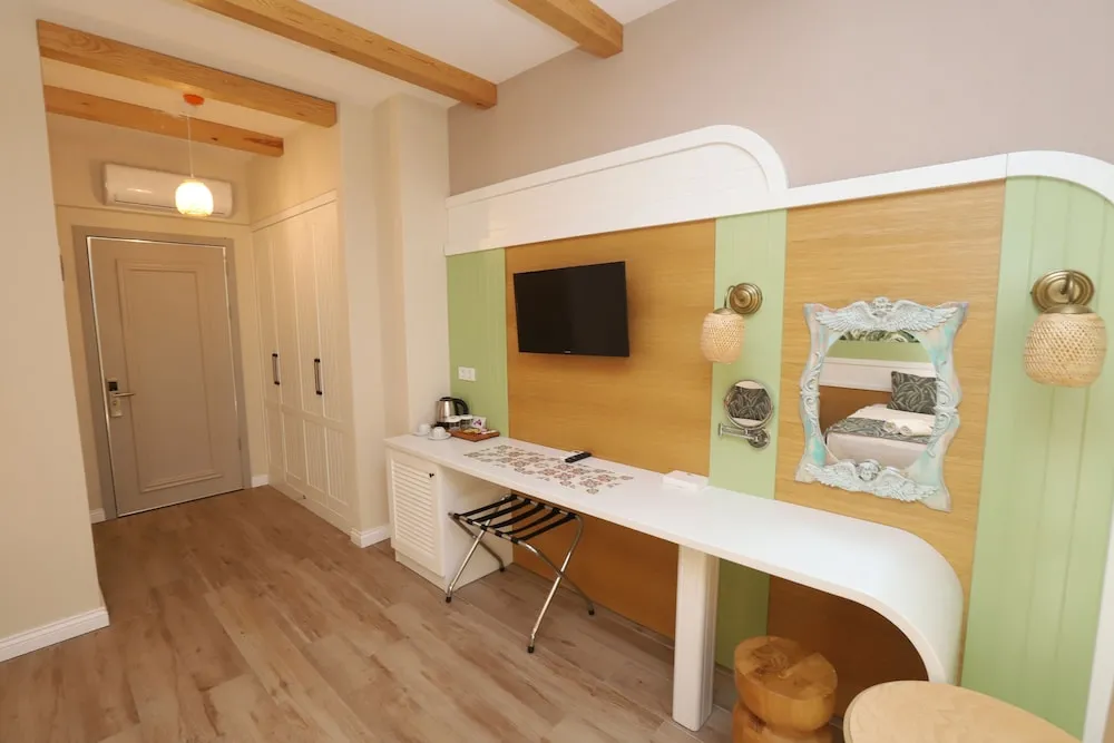 Deluxe Tek Büyük veya İki Ayrı Yataklı Oda