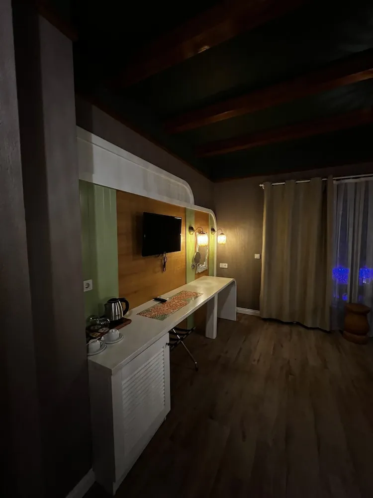 Deluxe Tek Büyük veya İki Ayrı Yataklı Oda