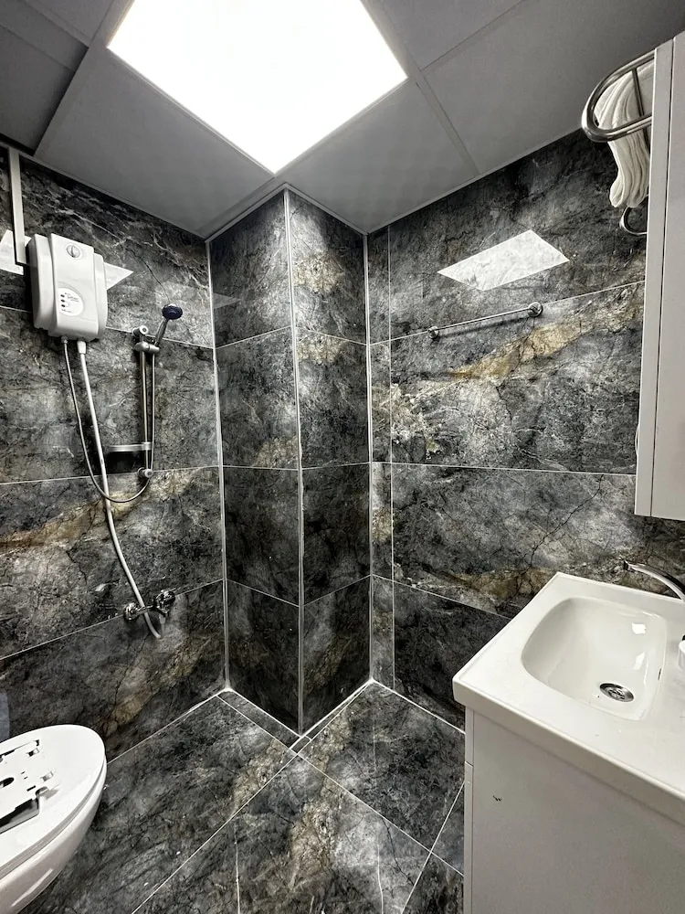Deluxe Tek Büyük Yataklı Oda, Sigara İçilebilir