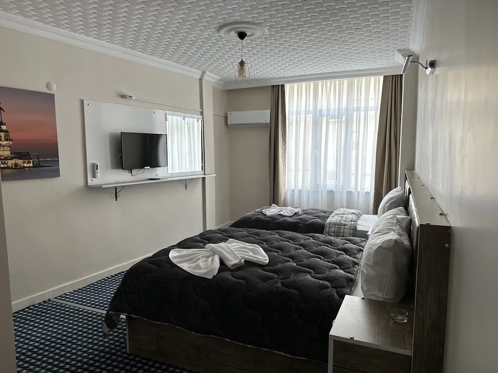 Deluxe Tek Büyük Yataklı Oda, Sigara İçilebilir