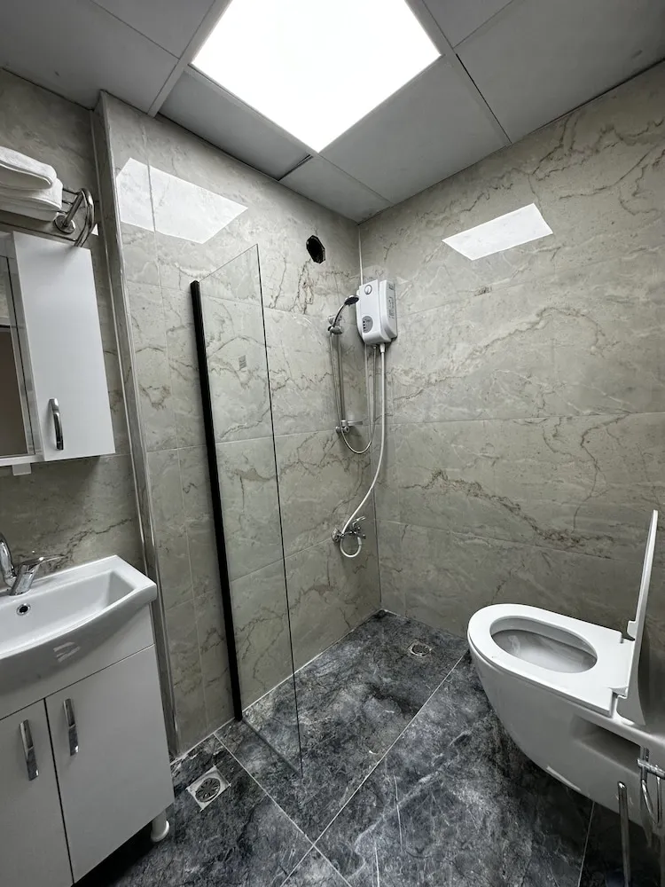 Deluxe Tek Büyük Yataklı Oda, Sigara İçilebilir