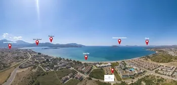 SunTeos Villa Suites