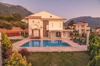 Mendos Villa