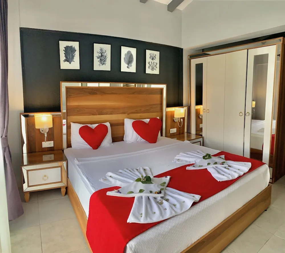 Basic Villa, Sıcak Su Küveti, Havuz Manzaralı