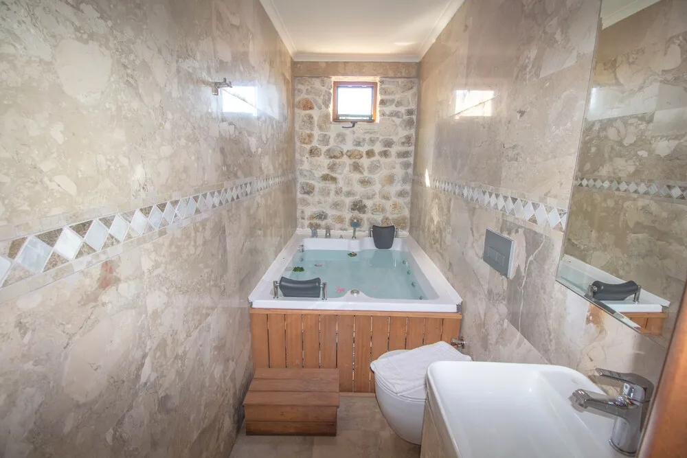 Basic Villa, Sıcak Su Küveti, Havuz Manzaralı