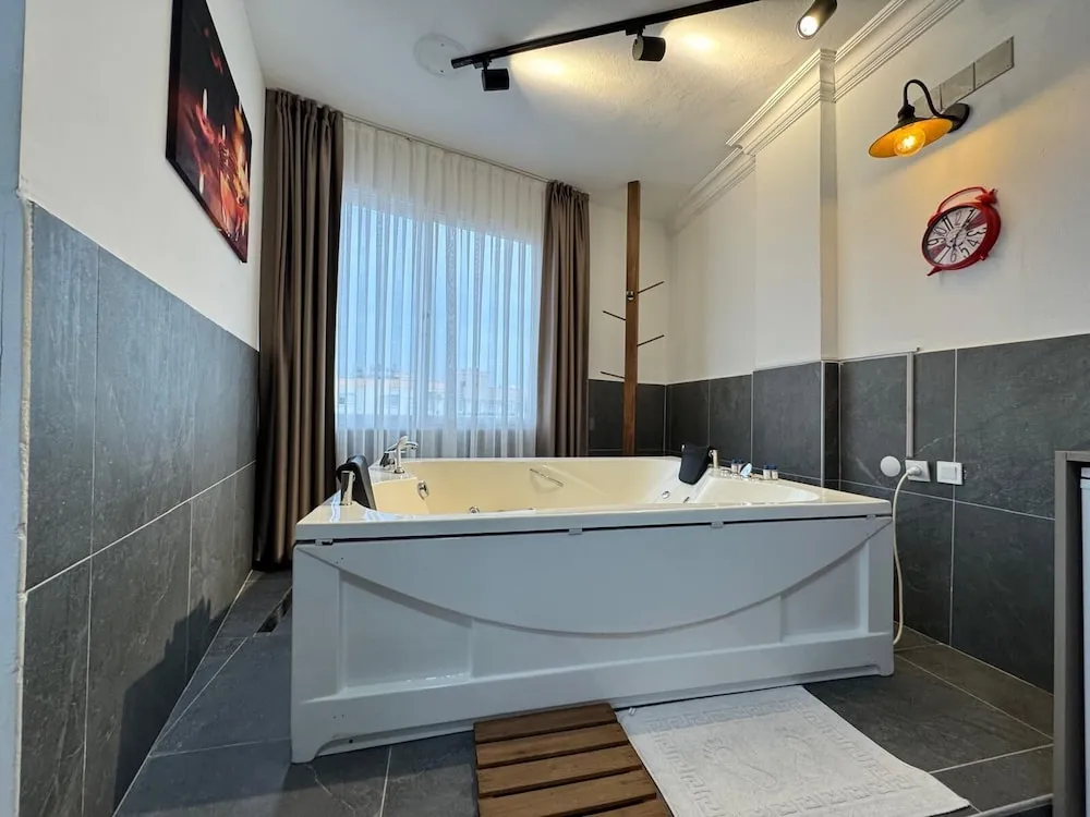 Romantic Stüdyo Süit