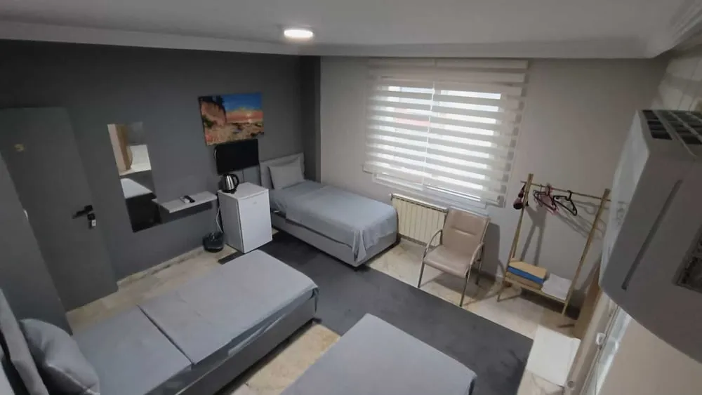 Standard Üç Kişilik Oda