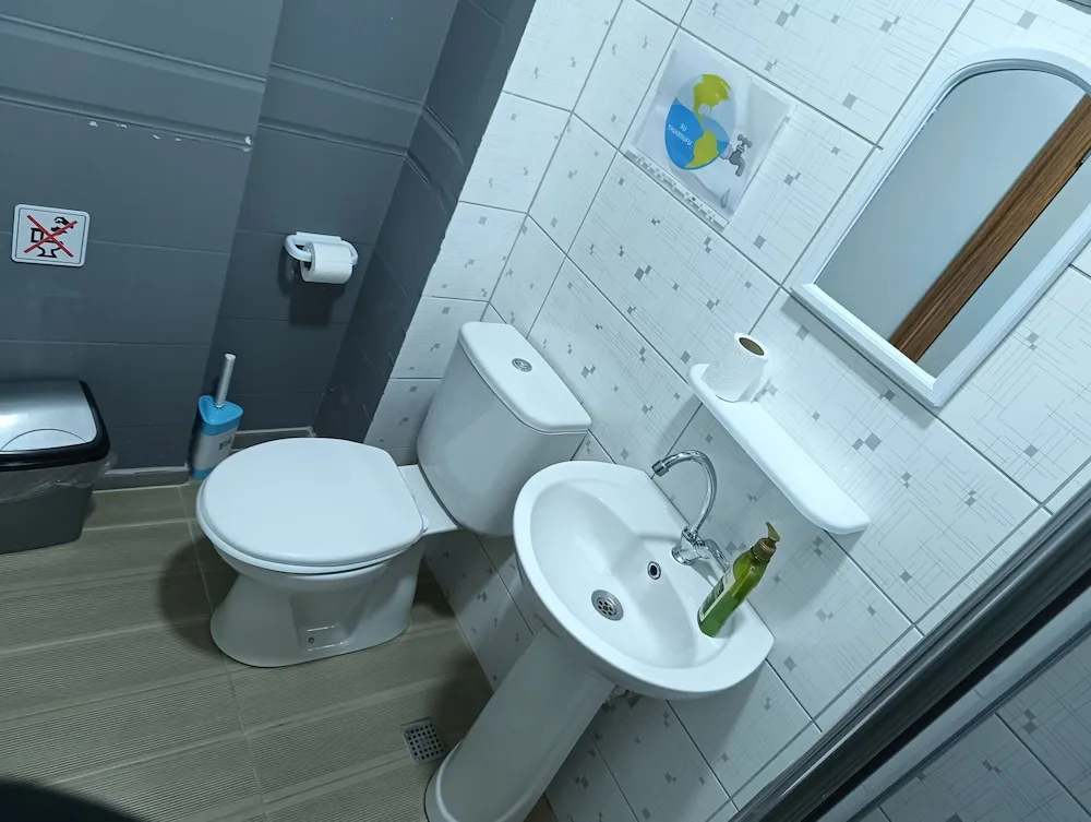 Comfort Tek Büyük Yataklı Oda
