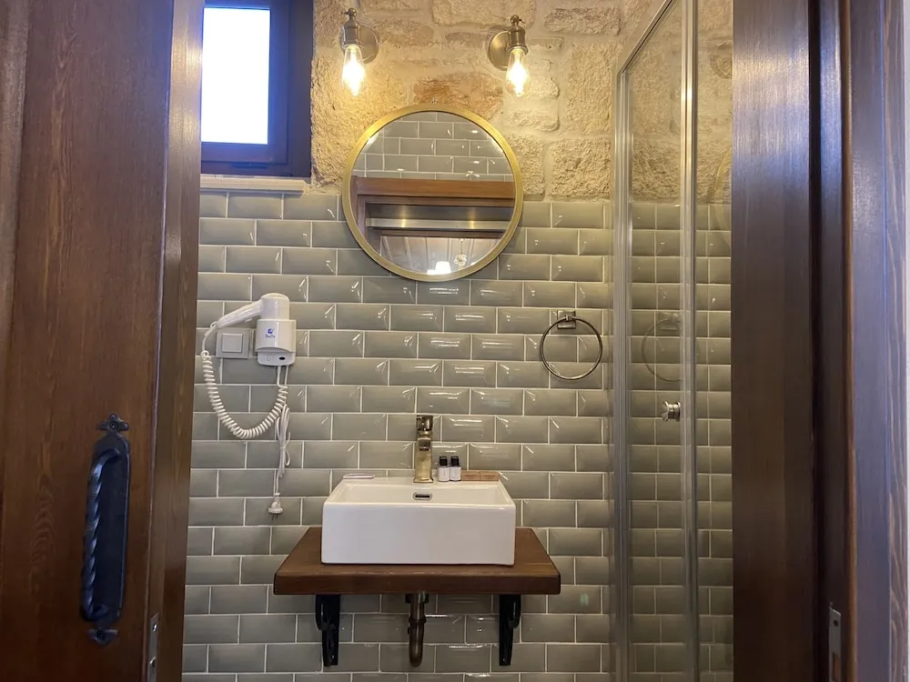 Royal Tek Büyük Yataklı Oda