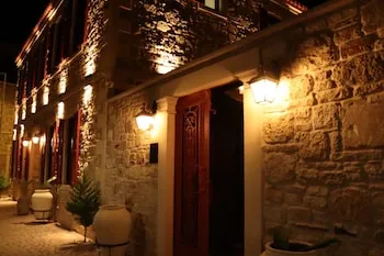 Dionysos 1789 Boutique Hotel