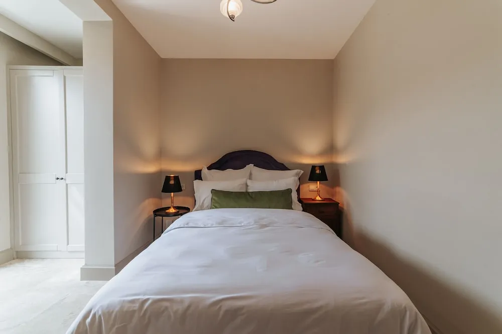 Standard Oda, 1 Çift Kişilik Yatak