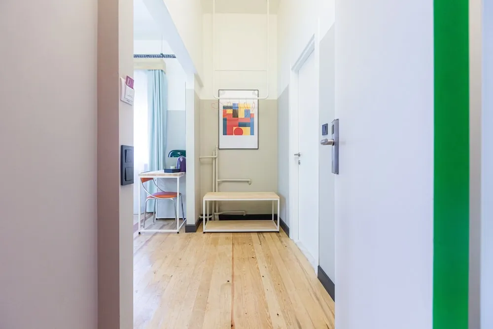 High Garden Green Room