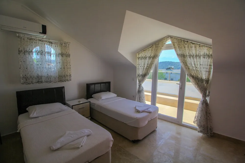 Grand Villa