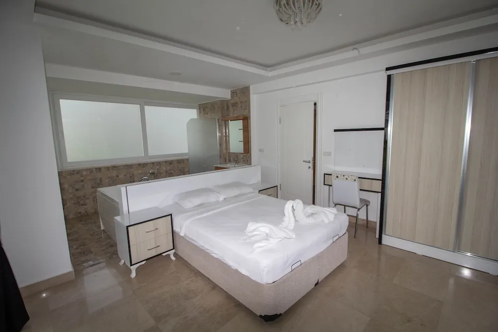 Grand Villa