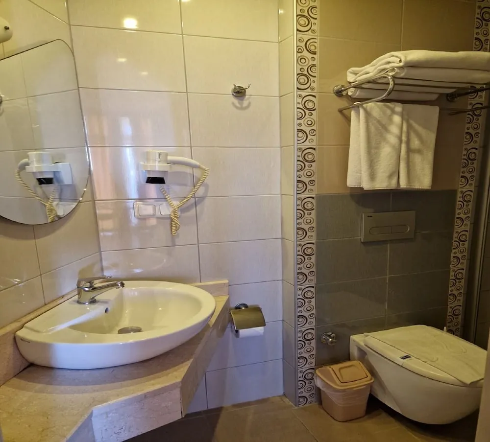 Standard Üç Kişilik Oda