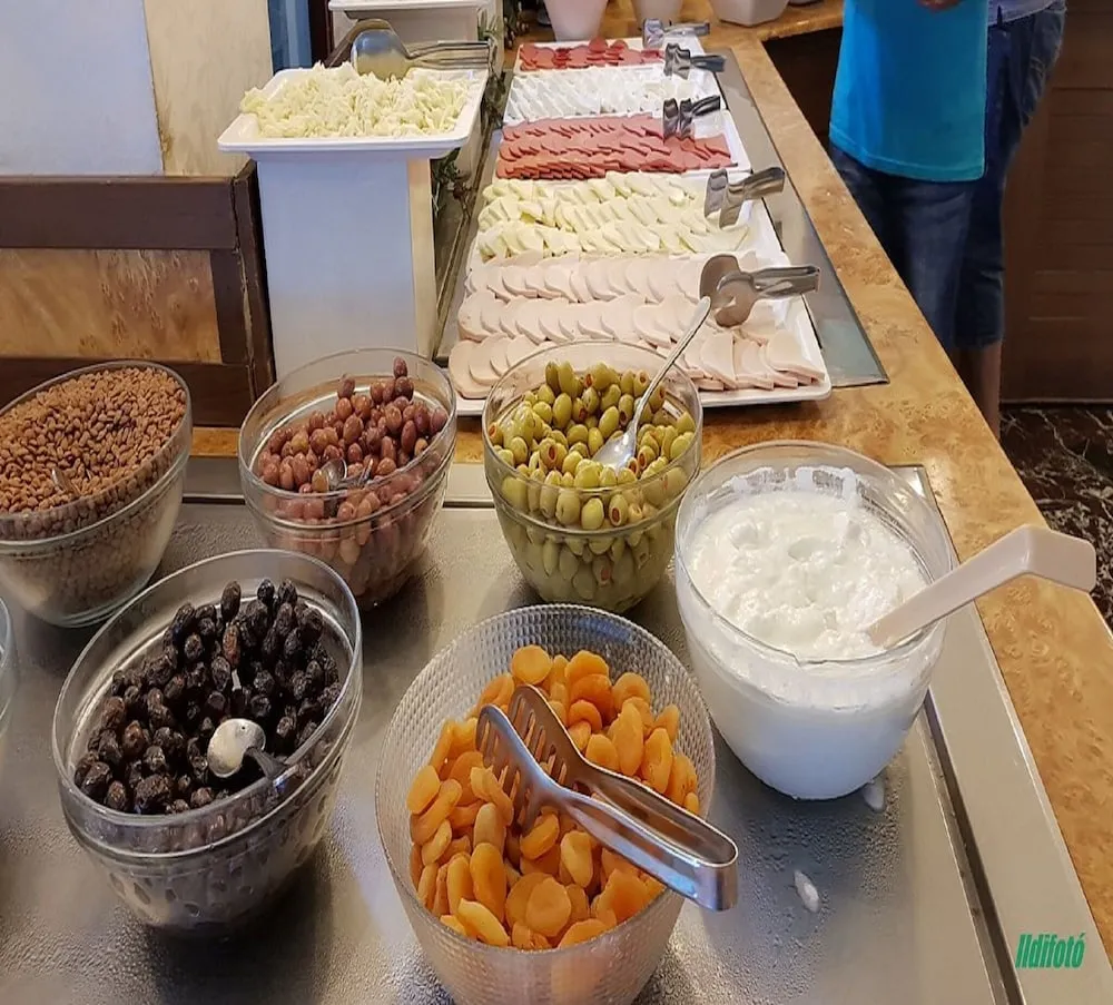 Açık büfe kahvaltı