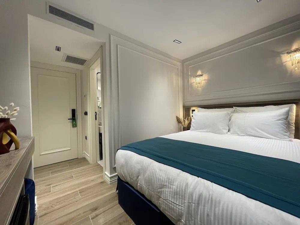 Economy Double Room