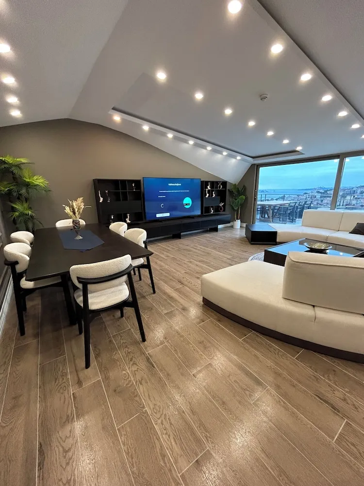 Romantic Room (Sea View and Terrace)