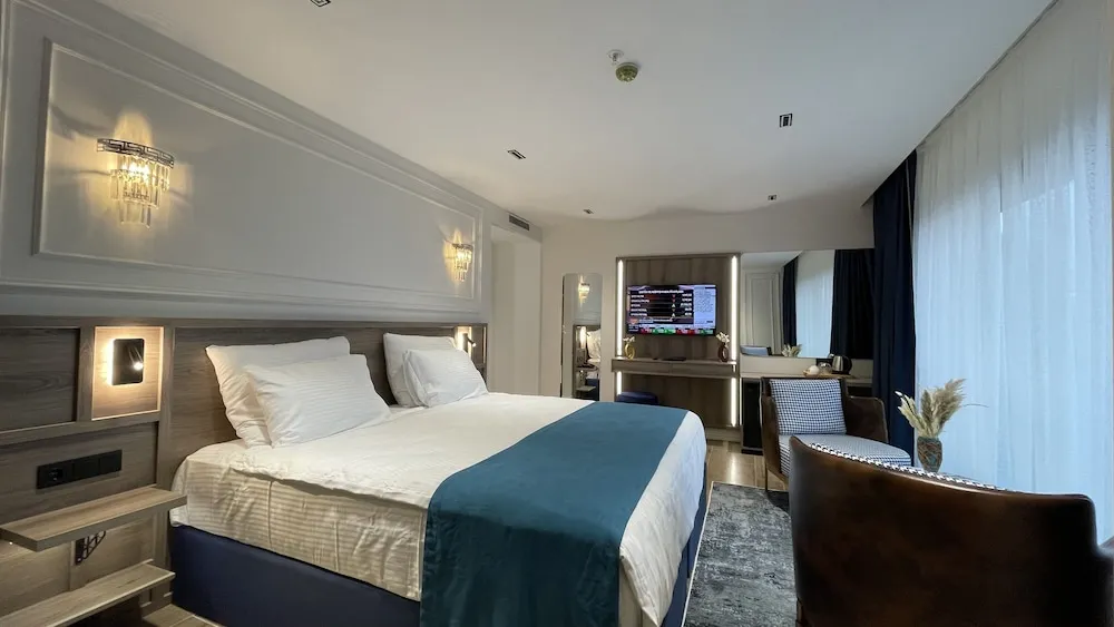 Deluxe Room with Sea View