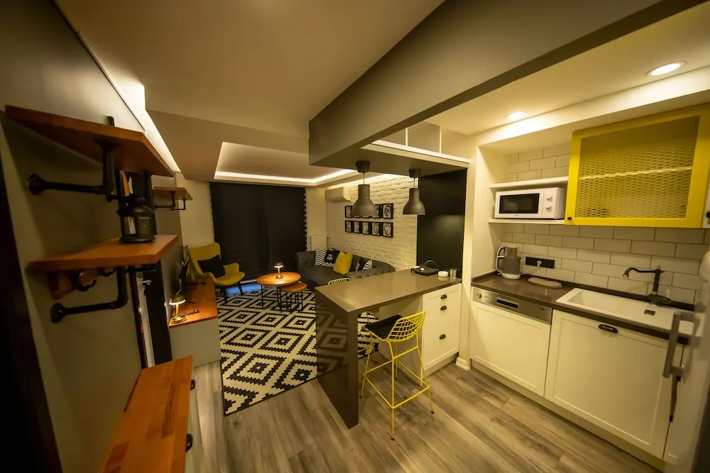 Deluxe Tek Büyük Yataklı Oda