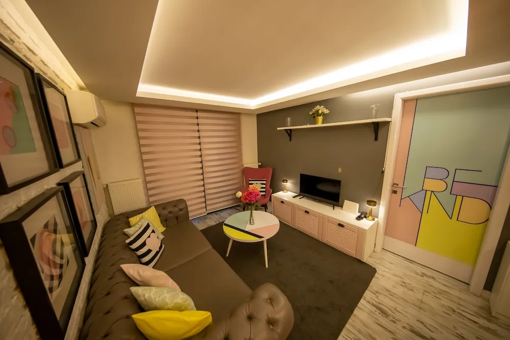 Deluxe Tek Büyük Yataklı Oda