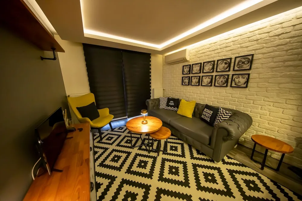 Deluxe Tek Büyük Yataklı Oda