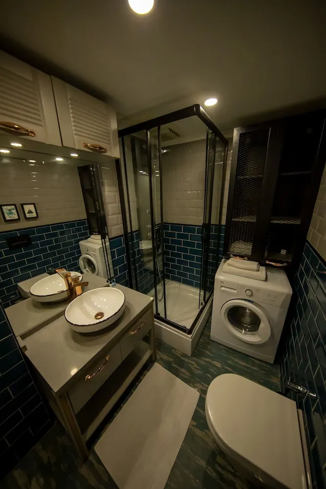 Comfort Tek Büyük Yataklı Oda