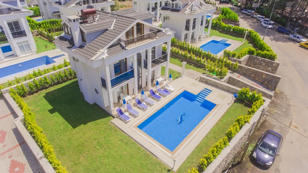 Basic Villa