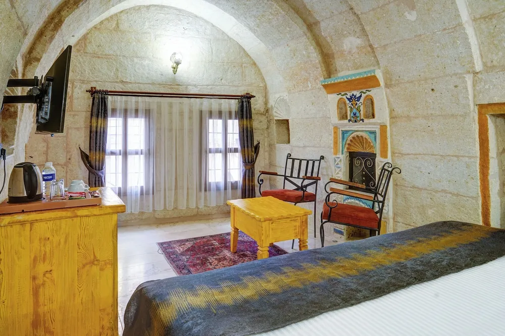 Junior Tek Büyük Yataklı Oda