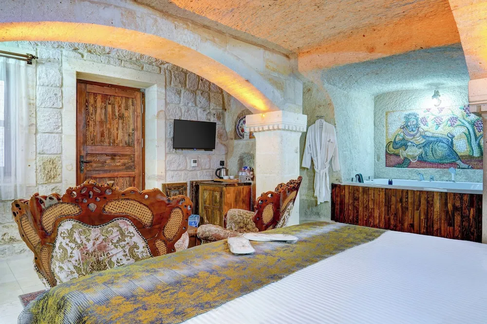 Royal Tek Büyük Yataklı Oda