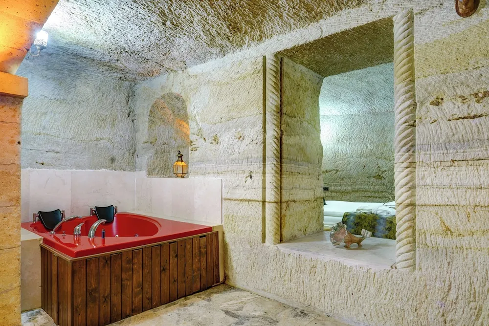 Luxury Tek Büyük Yataklı Oda