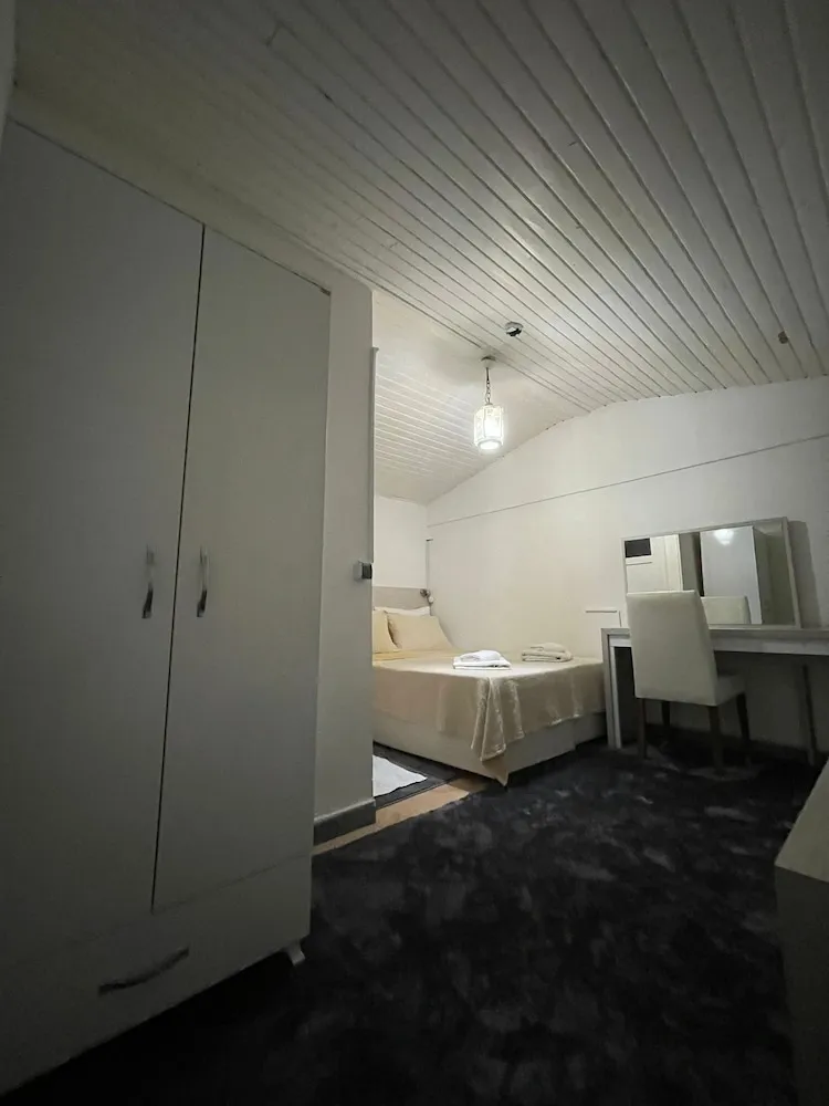 Superior Tek Büyük Yataklı Oda