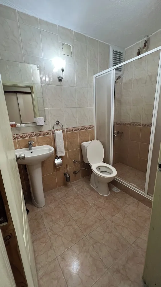 Standard Oda, 1 Tek Kişilik XL Yatak, Sigara İçilebilir, Şehir Manzaralı