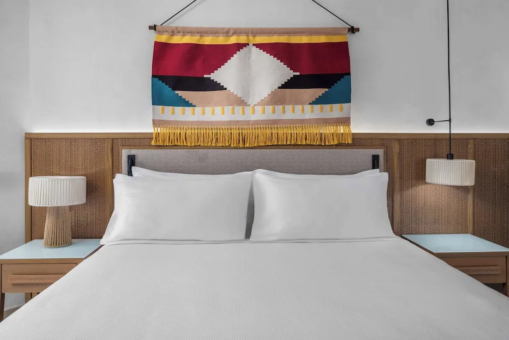 Grand Oda, 1 En Büyük (King) Boy Yatak, Sigara İçilebilir