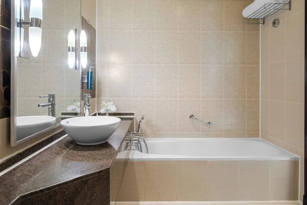 Standard Oda, 1 En Büyük (King) Boy Yatak, Deniz Manzaralı