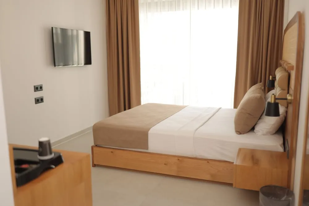 Deluxe Üç Kişilik Oda