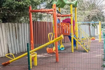 Toplu Taşıma Araçlarının Kesiştiği Merkezi Konumda Ferah Apart